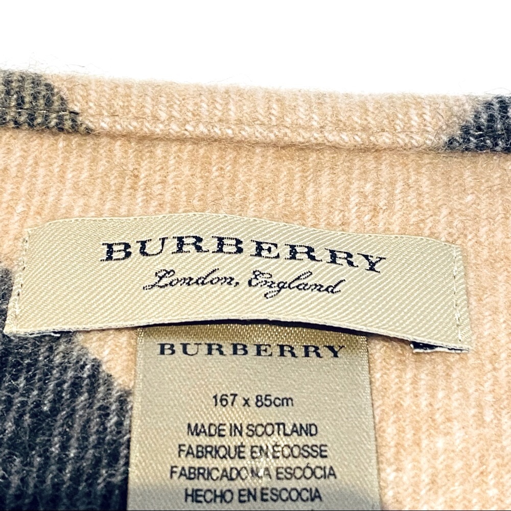 BURBERRY HALF MEGA CASHMERE BANDANA SCARF / WRAP - Picture 7 of 10